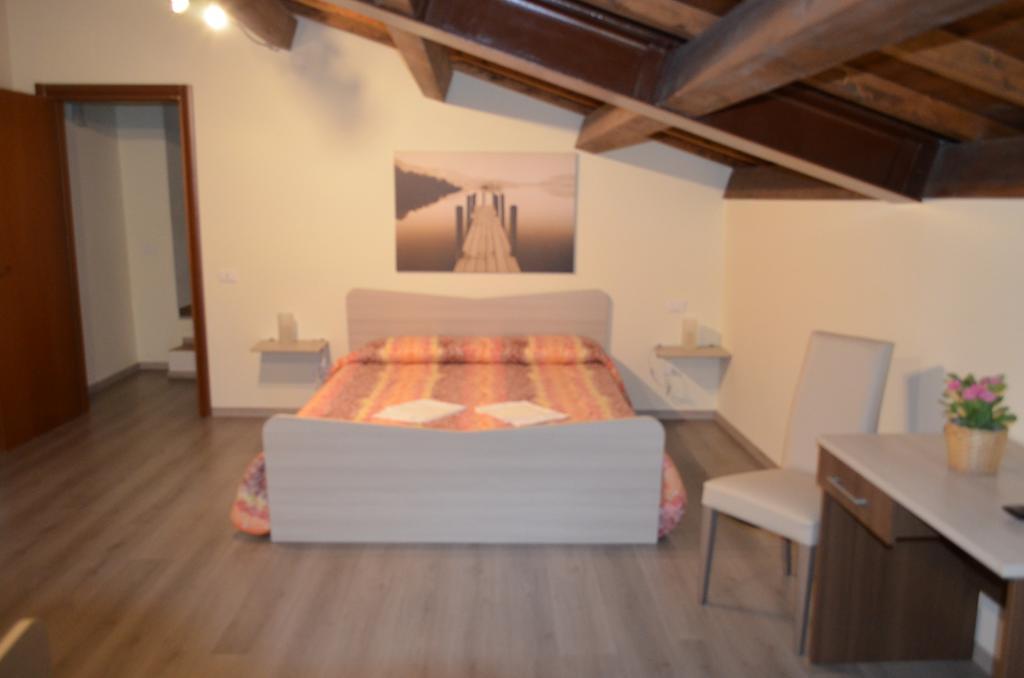 B&B Il Vicoletto LʼAquila Exterior foto
